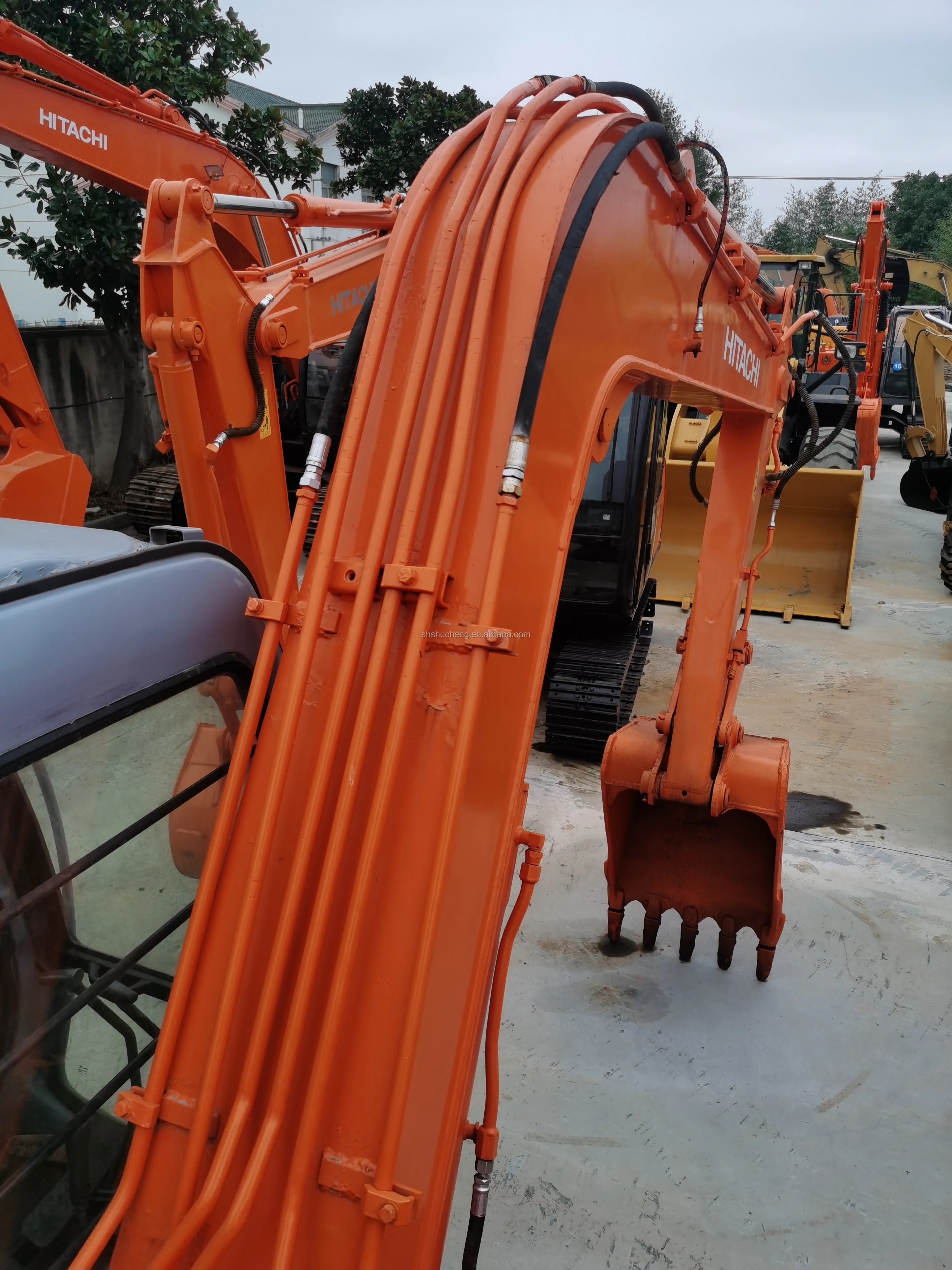 Хорошее состояние б/у экскаваторы Hitachi EX 60-5 6 тонн мини-экскаваторы в наличии на продажу