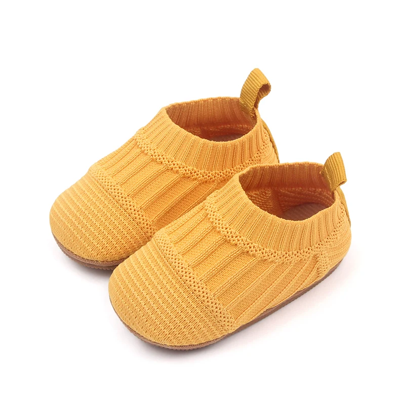 Hot Selling Baby Shoes Slip-On TPR Sole Unisex Baby Shoes 2023