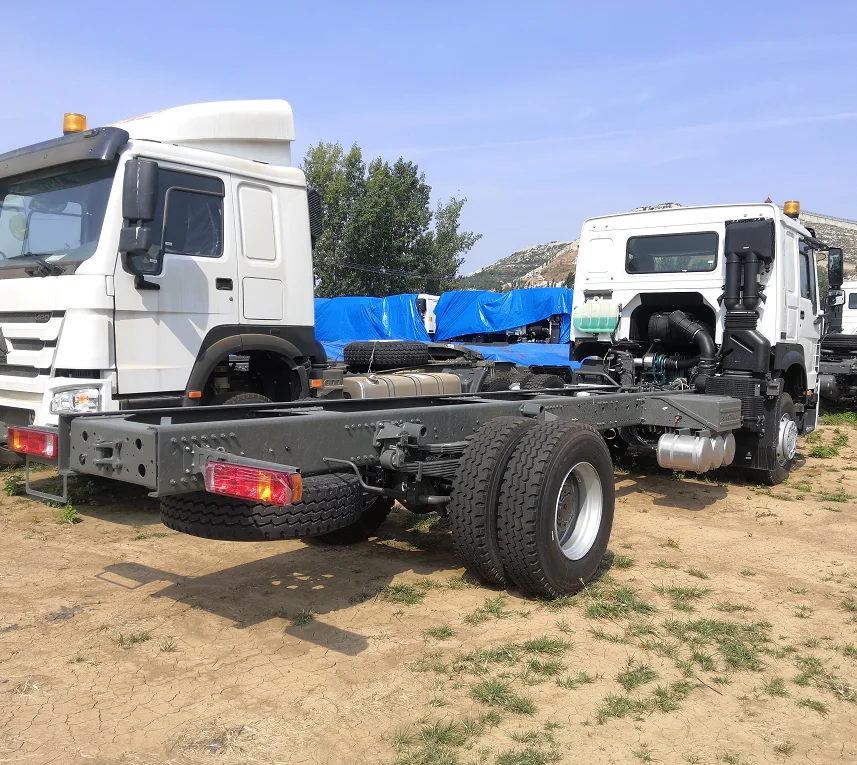 Реестр грузовых автомобилей HOWO с левосторонним приводом 4x2 6*4 шасси Euro V на продажу