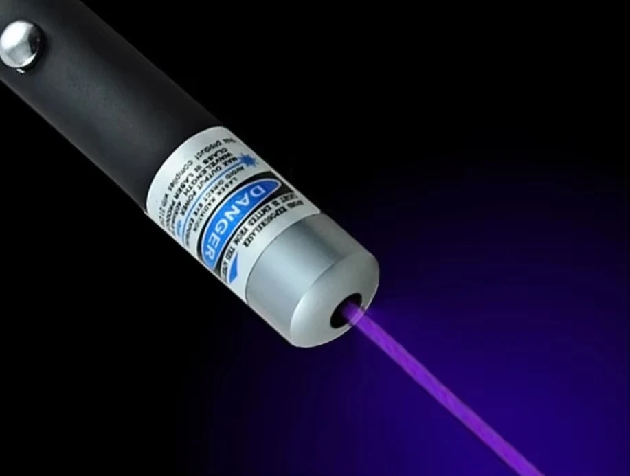 Laser pointer LED flashlight Long distance laser pointer Red purple Green teaching pen