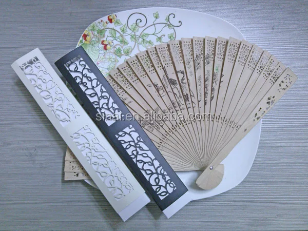 Chinese Factory Popular Wedding Gift Personalized Sell Well Party Souvenir Gift Luxury Sandalwood Fan