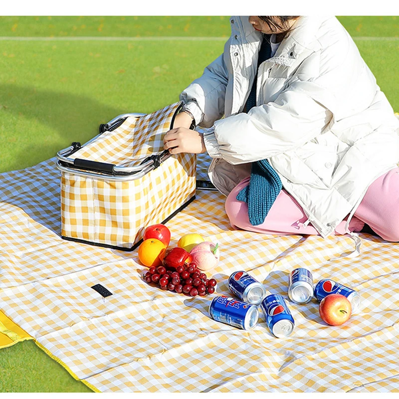 Wholesale foldable extra large beach picnic blanket mat