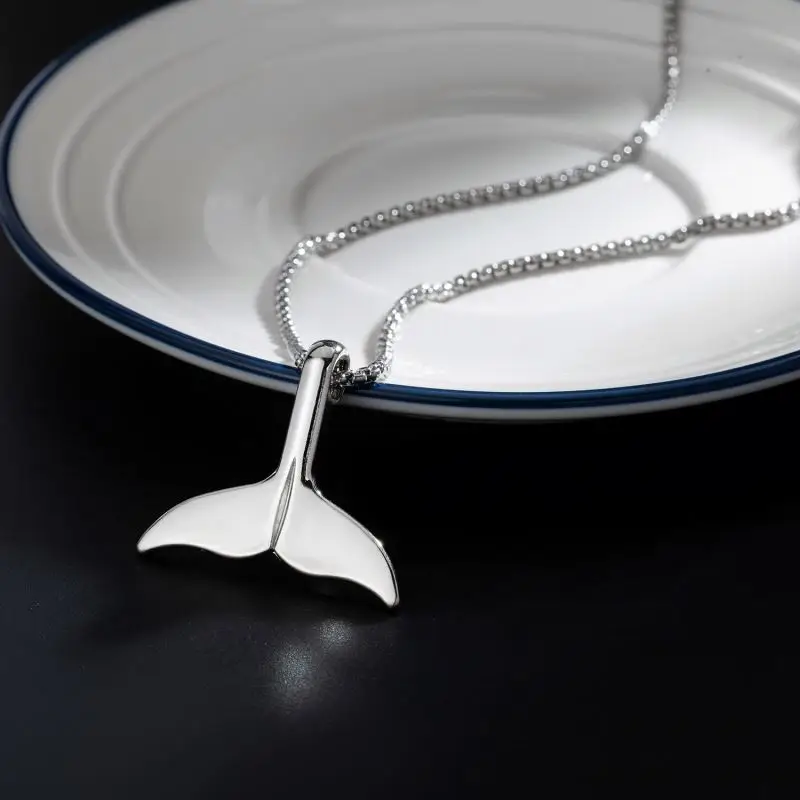 Fashion Stainless Steel Fish Tail Whale Tail Pendant Necklace Jewelry Charms Hip Hop Dolphin Mermaid Tail Necklace