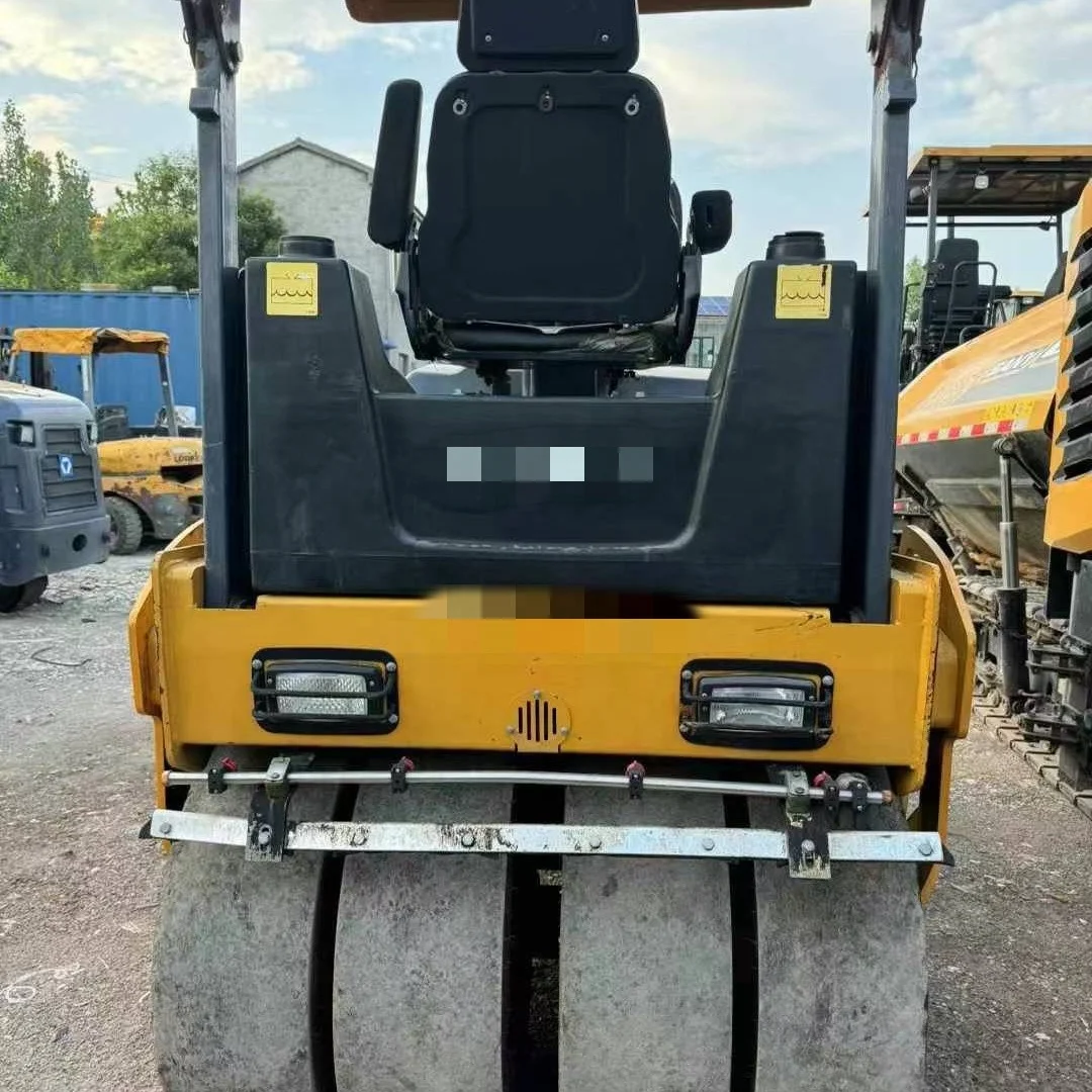 XMR403VT  USED SMALL ROAD ROLLER 4 TON USED VIBRATOR ROLLER