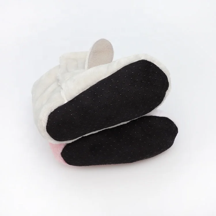 
hot selling Fashion flat woman boots soft fur short boots keep warm winter slippers indoor 