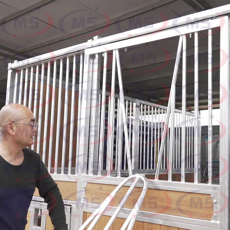 China Portable bamboo horse stable with Optional Feeder
