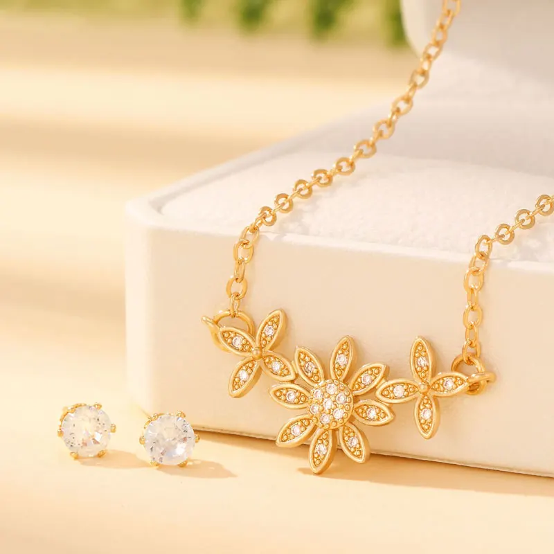 CDD 2024 New Trendy Flower Pendant Necklace and Earrings Set Cubic Zircon Jewelry Set for Luxury Women