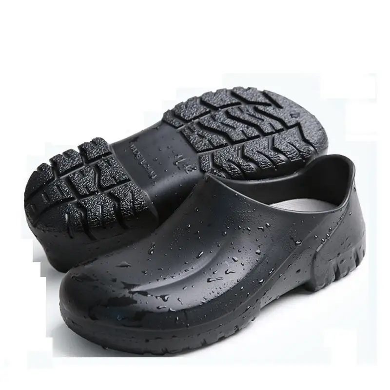 Wholesale Soft Medical Doctor Nurse Surgical Shoes Anti-slip Clogs Operating Room Slippers Chef Work Shoes safty shoes