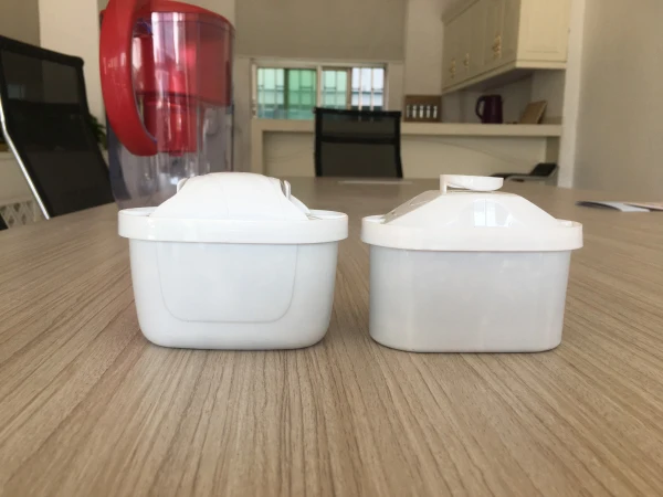 Jug plus filter with new mesh, which is 25% finer than the normal cartridges, micro carbon pearls reduce even more chlorine