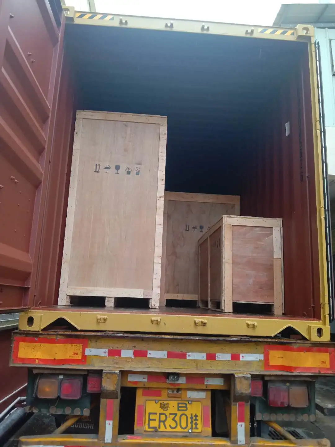 loading container 1