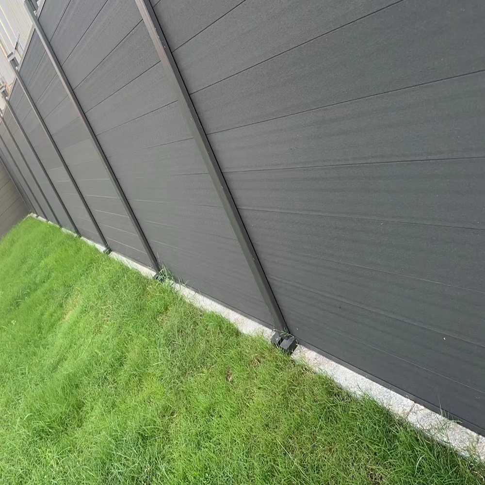Outdoor Aluminum Composite Wpc Fence With Die-Casting Caps Horizontal Security Fence For Home Use 3D Model Metal Frame Posts