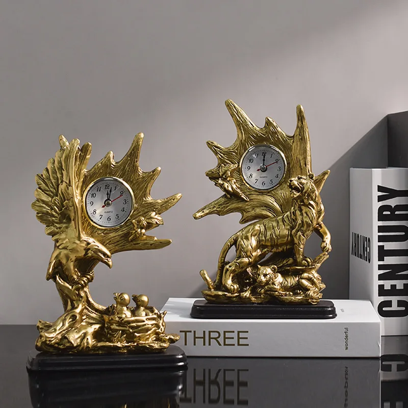 Wholesale Light Luxury Decor Home Decor Pieces Resin Lion Statue Crafts Decorative Deer Set