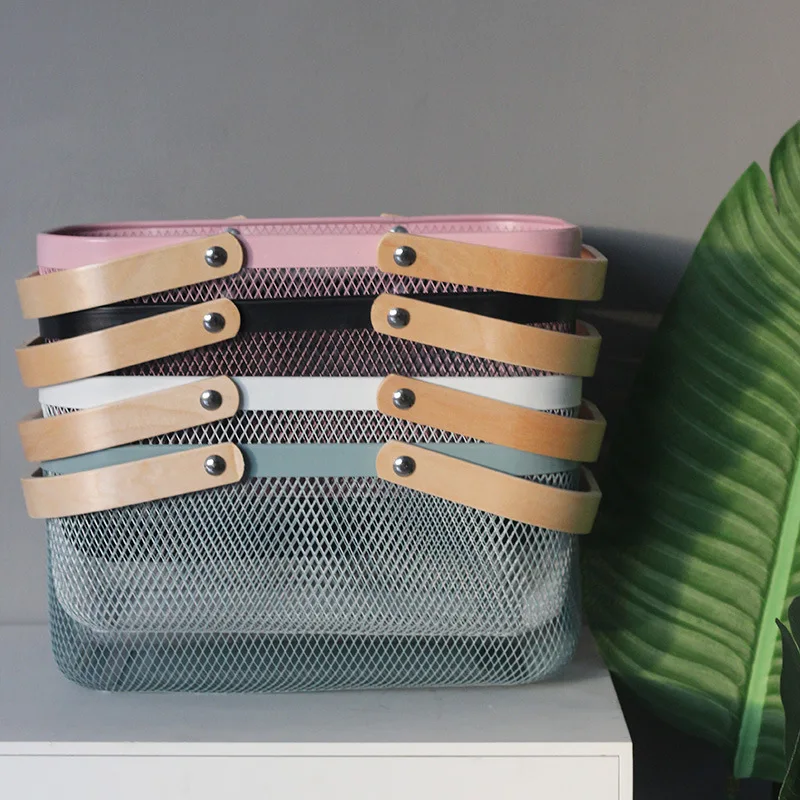 Picnic Baskets Nordic Bread Food Vegetable Mesh Metal Wire Shopping Fruit Gift Other Storage Picnic Baskets With Bamboo Handle