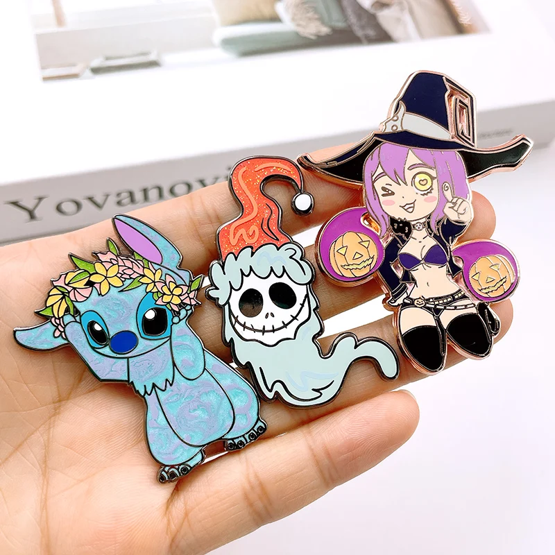Manufacturers wholesale cartoon brooch pin custom stitch metal badges funny cute cartoon enamel pins