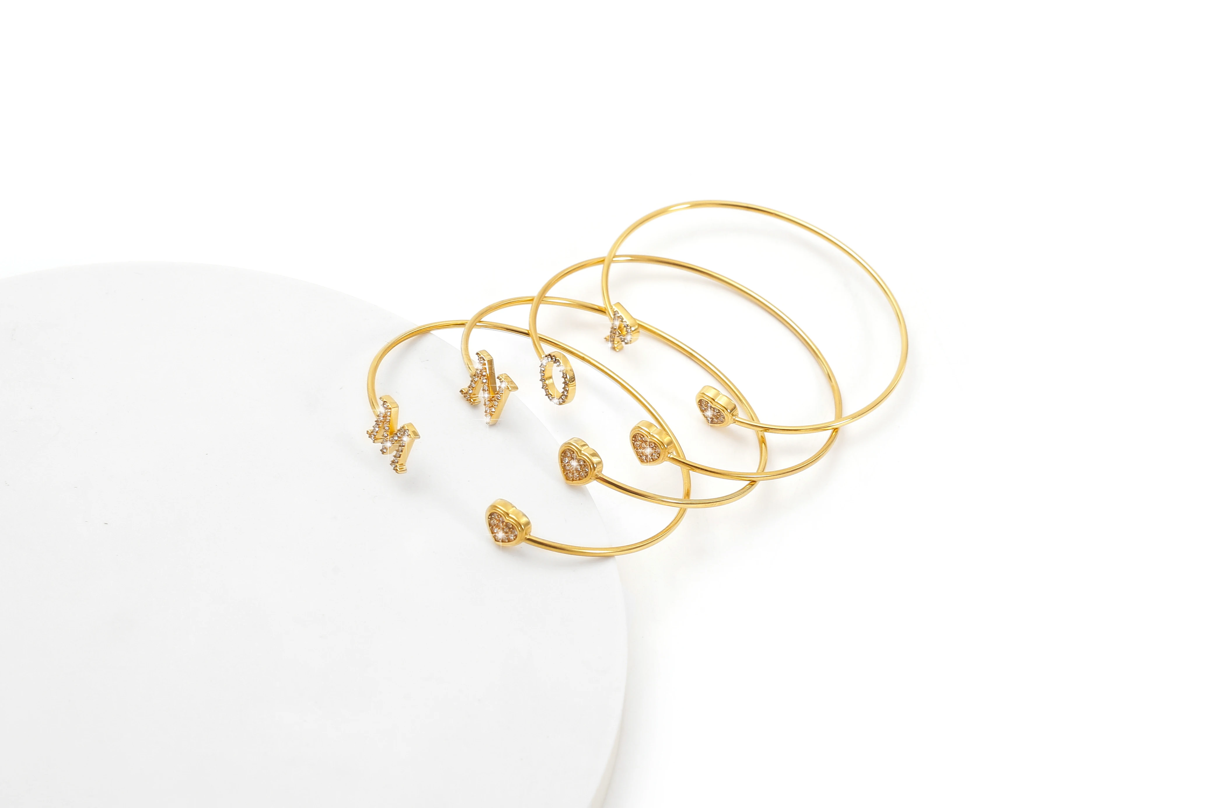 Wholesale factory stainless steel heart-shaped  bracelet Dating/fashion item/street photo