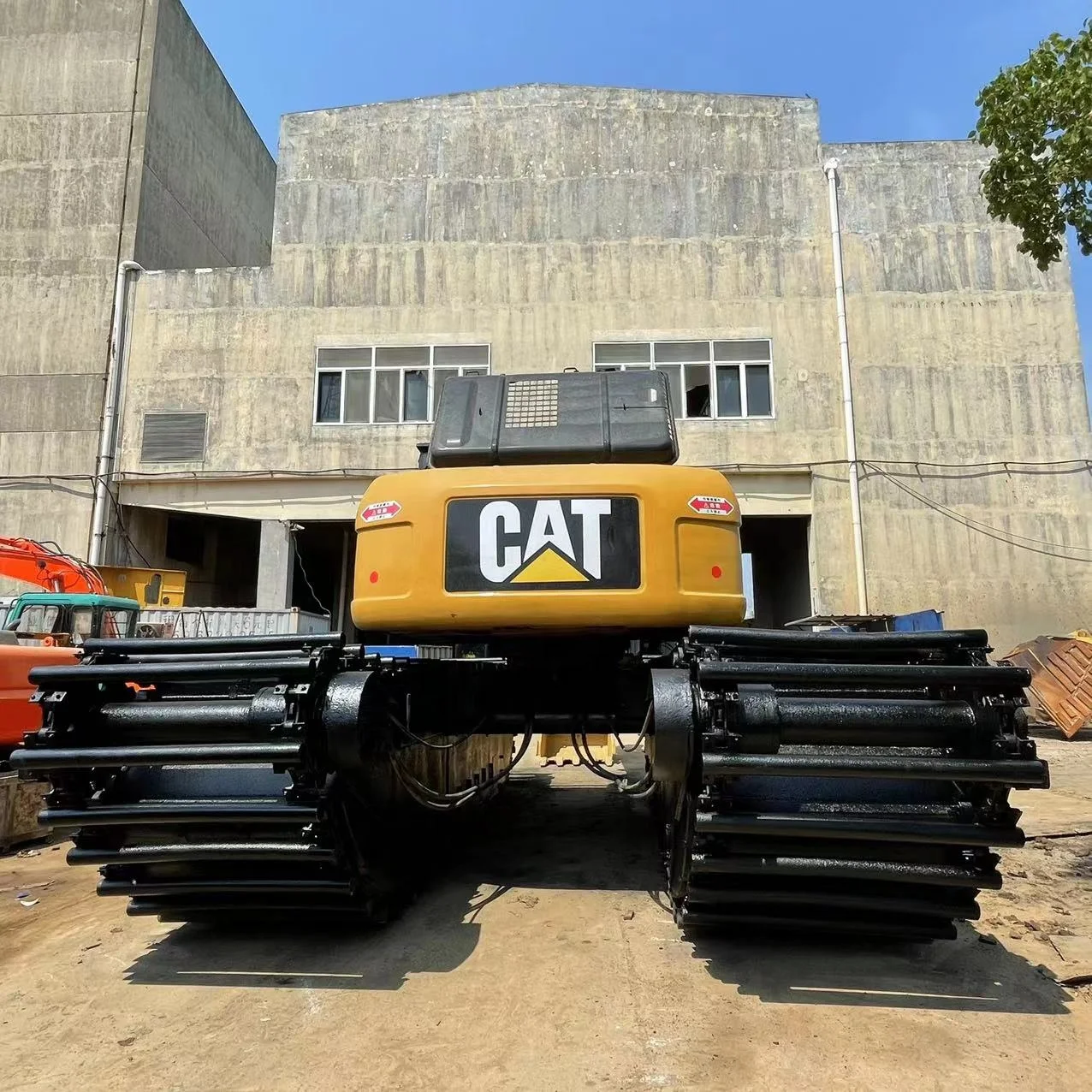 Японский оригинальный гусеничный экскаватор-амфибия cat 320 320D в хорошем рабочем состоянии