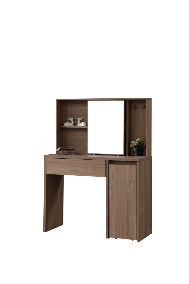 dresser  (2).jpg