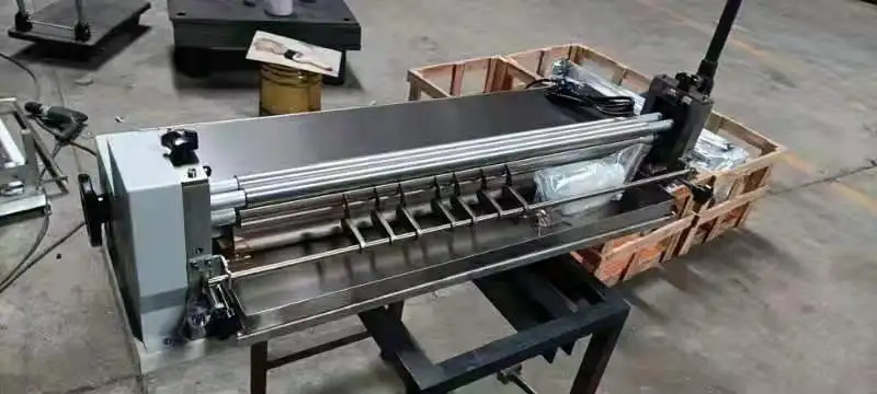 Машина для склеивания термоплавкого клея