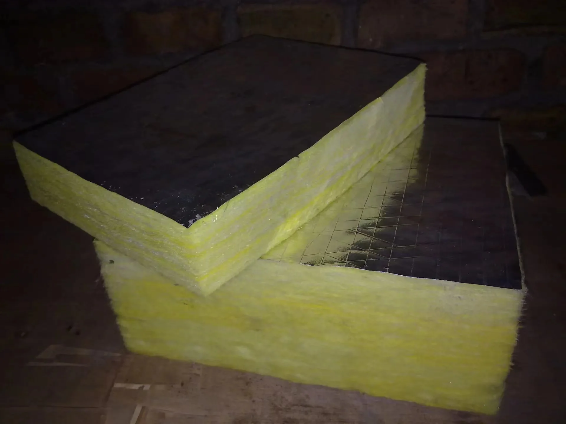 Glass wool Roll Fiber Glass Wool With Aluminium Foil Roof Insulation Thermal Insulation Blanket