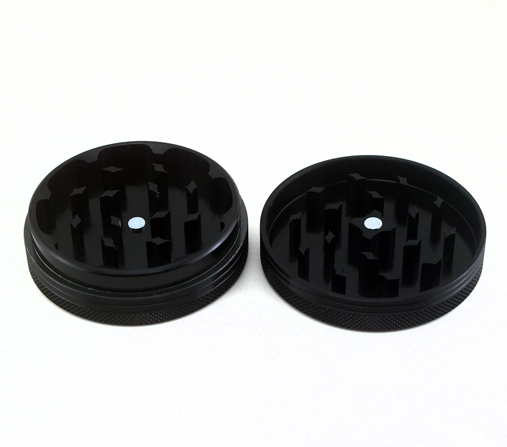 No MOQ Wholesale Tobacco Crusher Custom Logo Portable Metal Manual Spice Mill Dried Herb Grinder