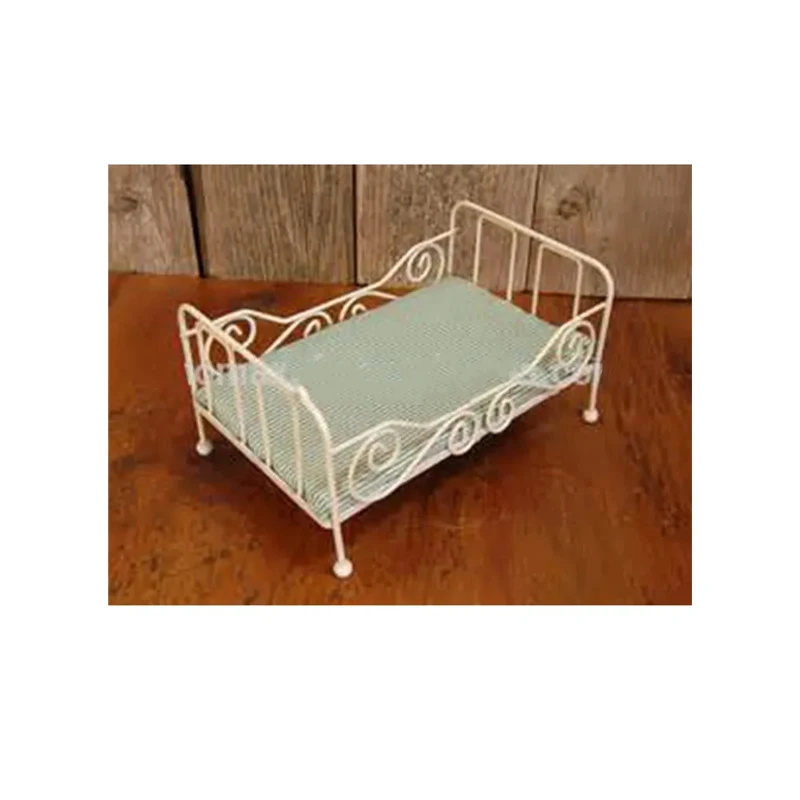 cute baby doll bed/ wrought iron dolls bed