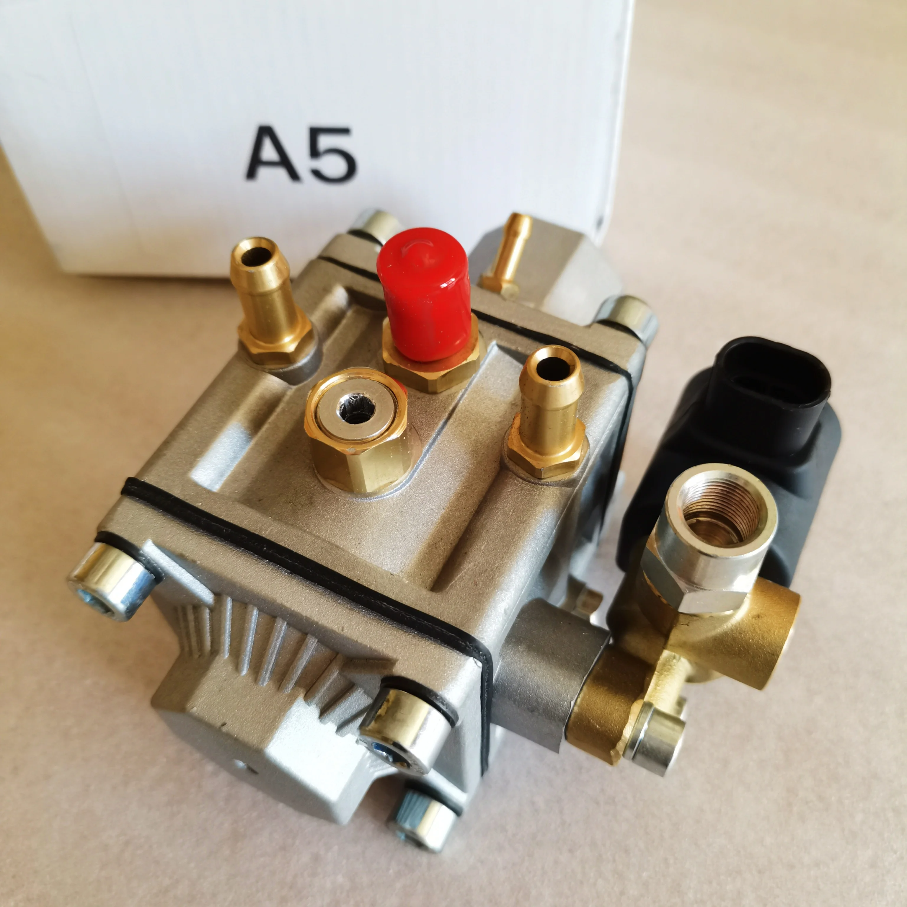 High power CNG gas pressure regulator sequential reducer for car 5th generation cng regulator