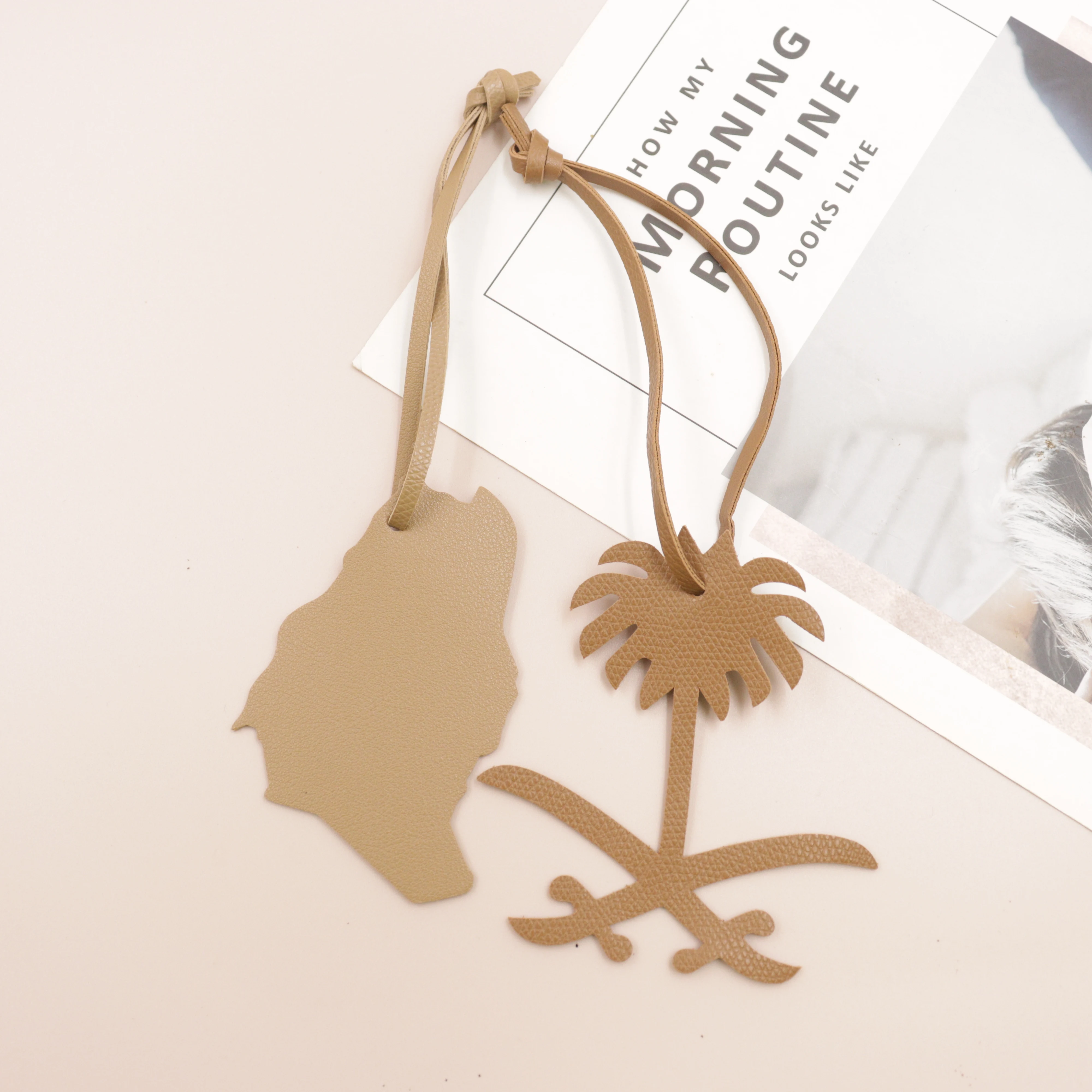 PU Leather Character Arabic Letter Shoulders Bag Charm Alphabet Pendant Palm Tree Pendant Handbag