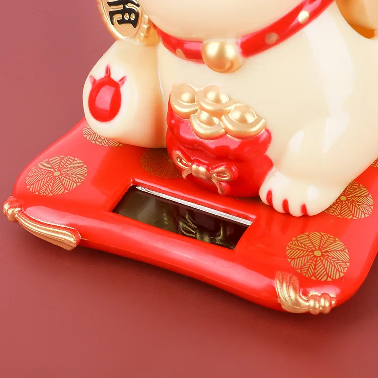 Waving Lucky Cat Solar Power Japanese Fortune Lucky Cat for Car Decoration Hot Selling Beautiful Cute Home Decoration Enamel GY