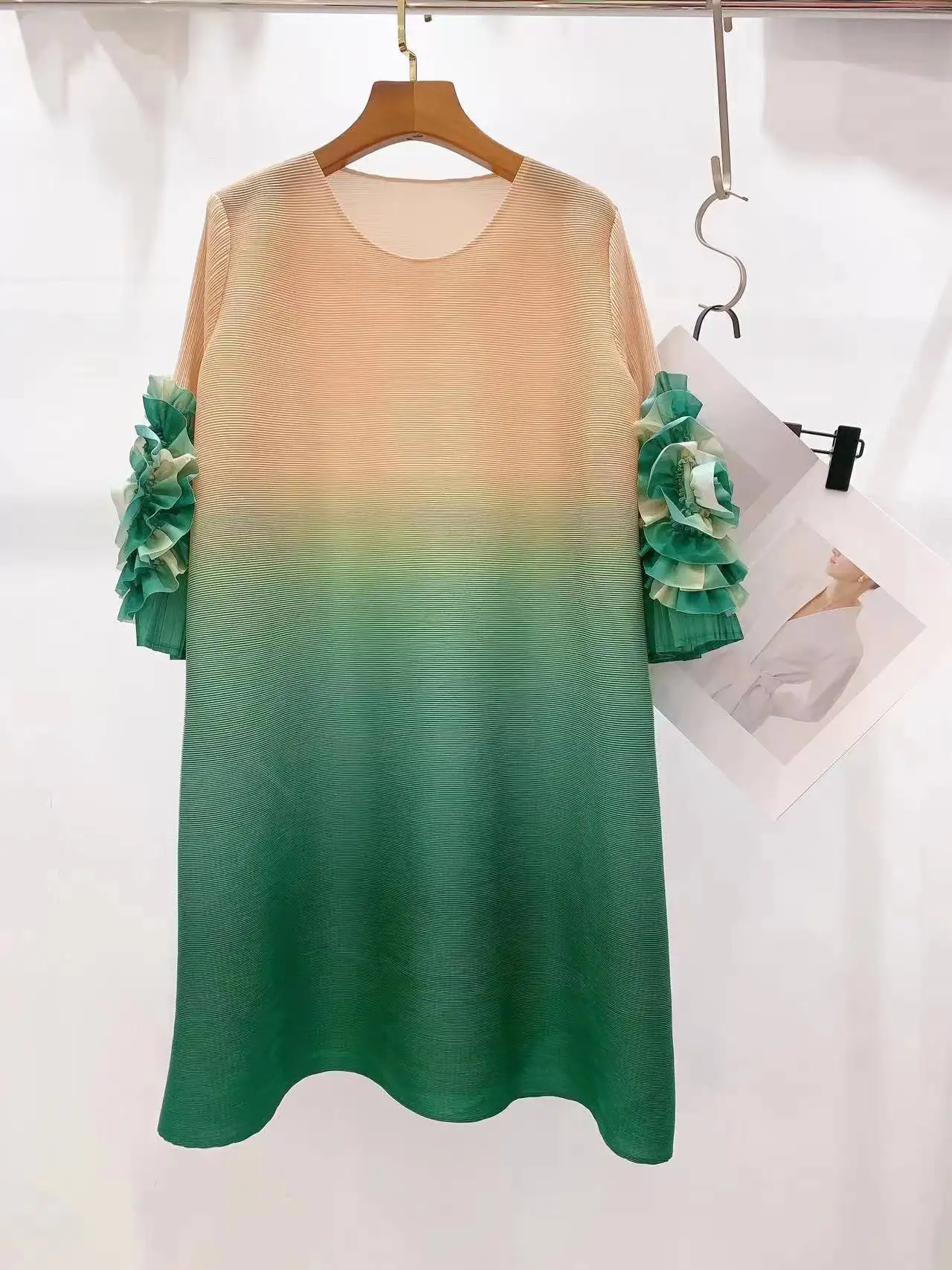 Woman Fashion Apparel Elegant Vintage Lady Floral Evening Casual Dresses