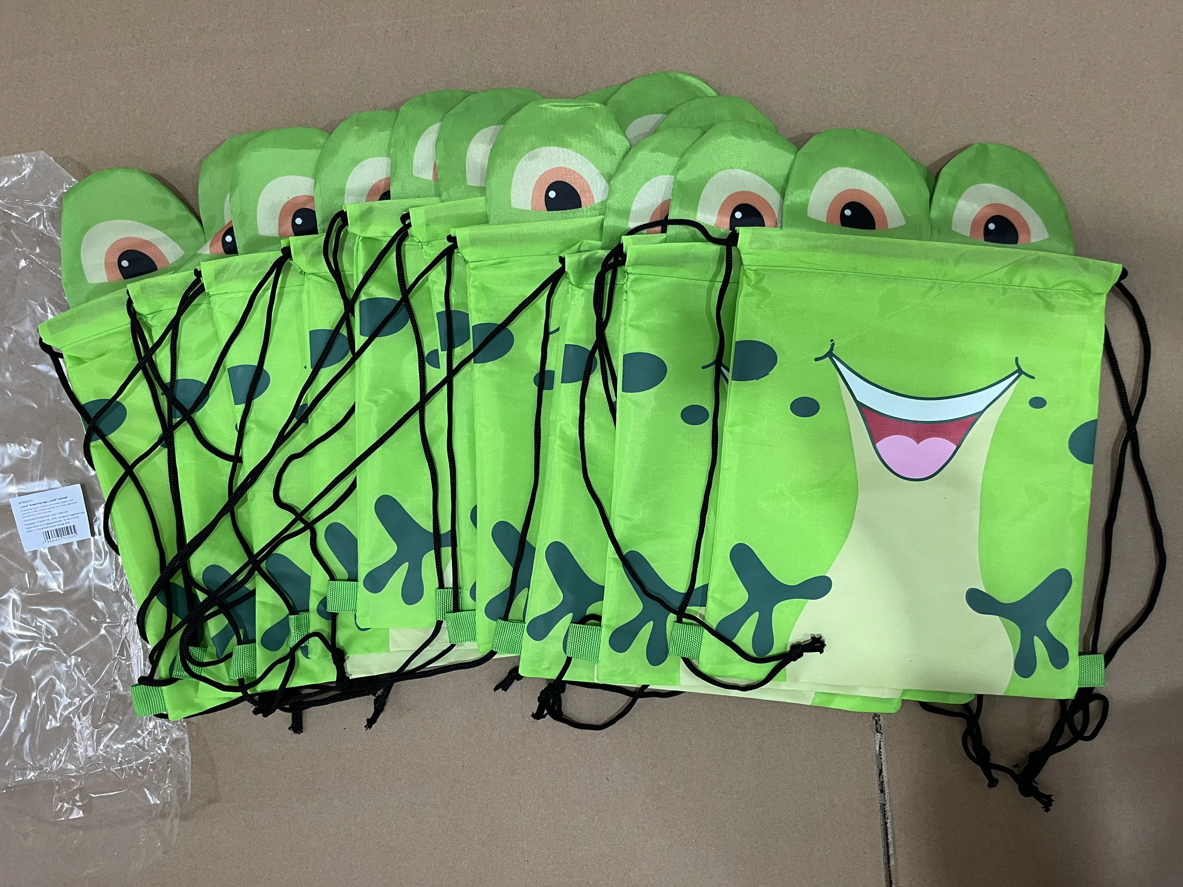 kids drawstring bag (3).jpg