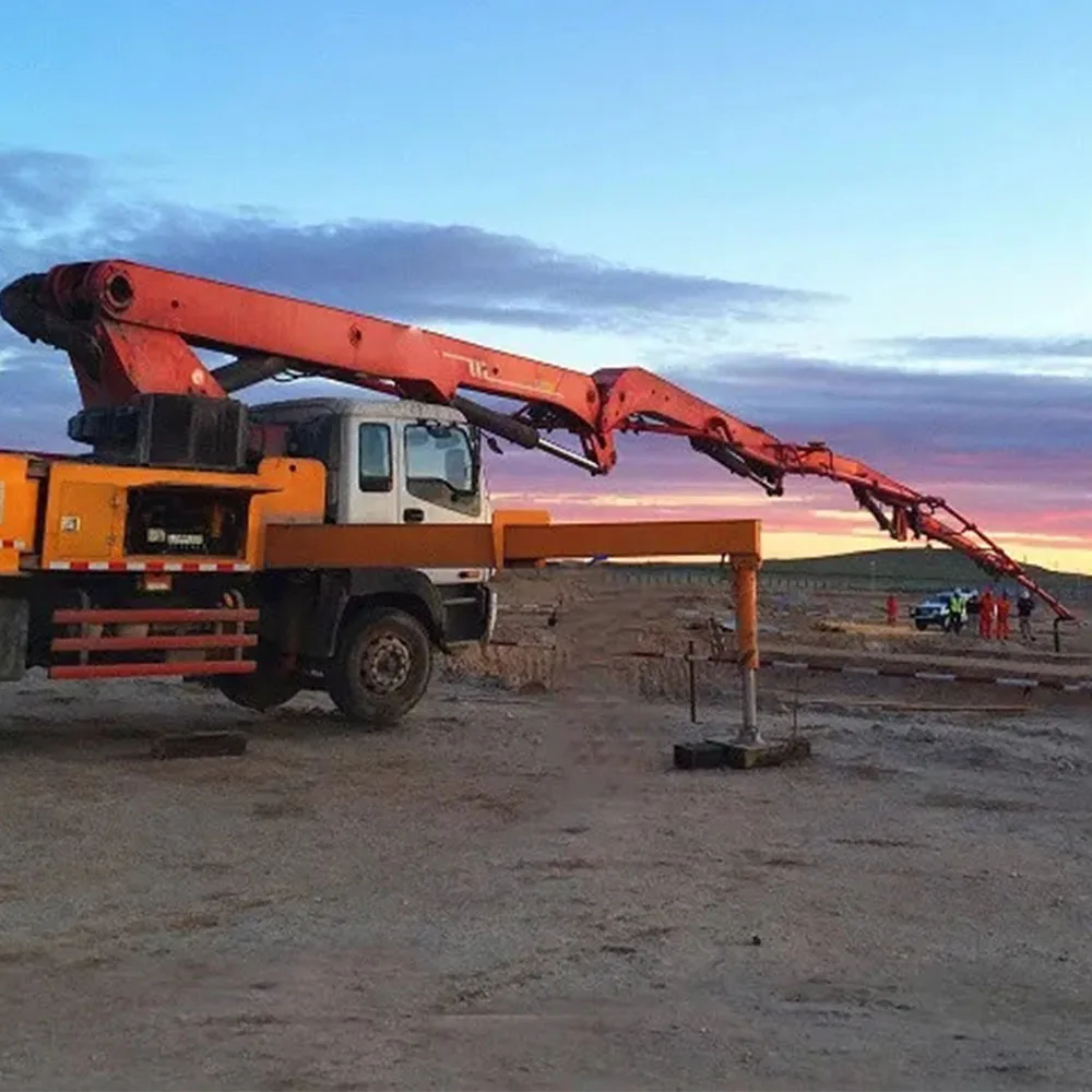 High Efficiency Hot Selling 120M3/H Concrete Truck Cement Concrete Mixer Truck For Sale