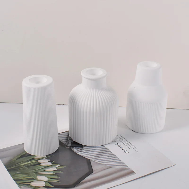 DIY three-dimensional round vase decoration abrasives cylindrical section stripe flower vase silicone mold
