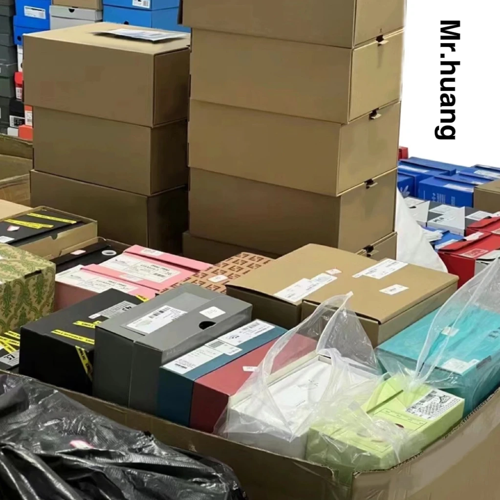 Classic Black Shoes Men Versatile Stylish Footwear Perfect for Formal and Casual Occasions With Original Box