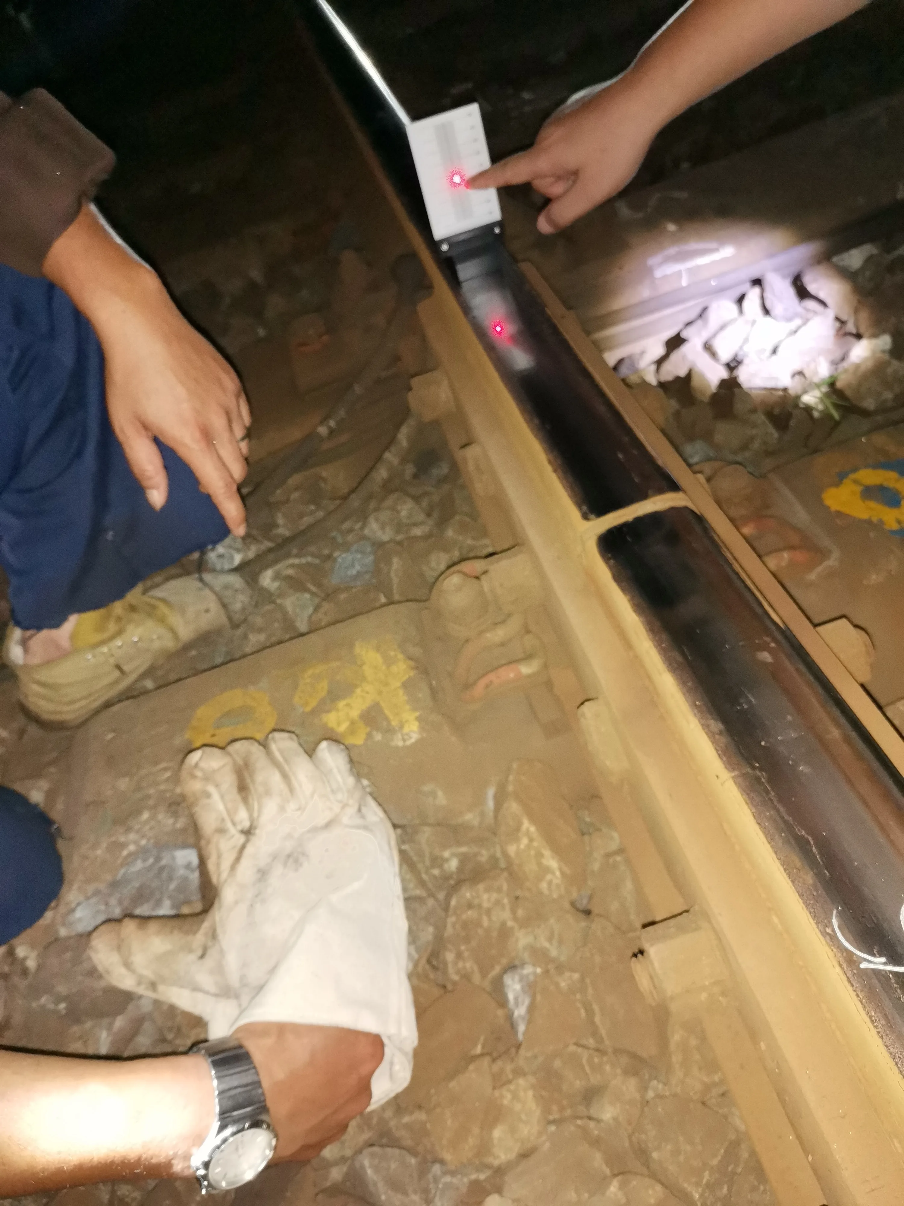 Лазерное устройство для выравнивания, запчасти для железной дороги, оборудование для обслуживания железной дороги