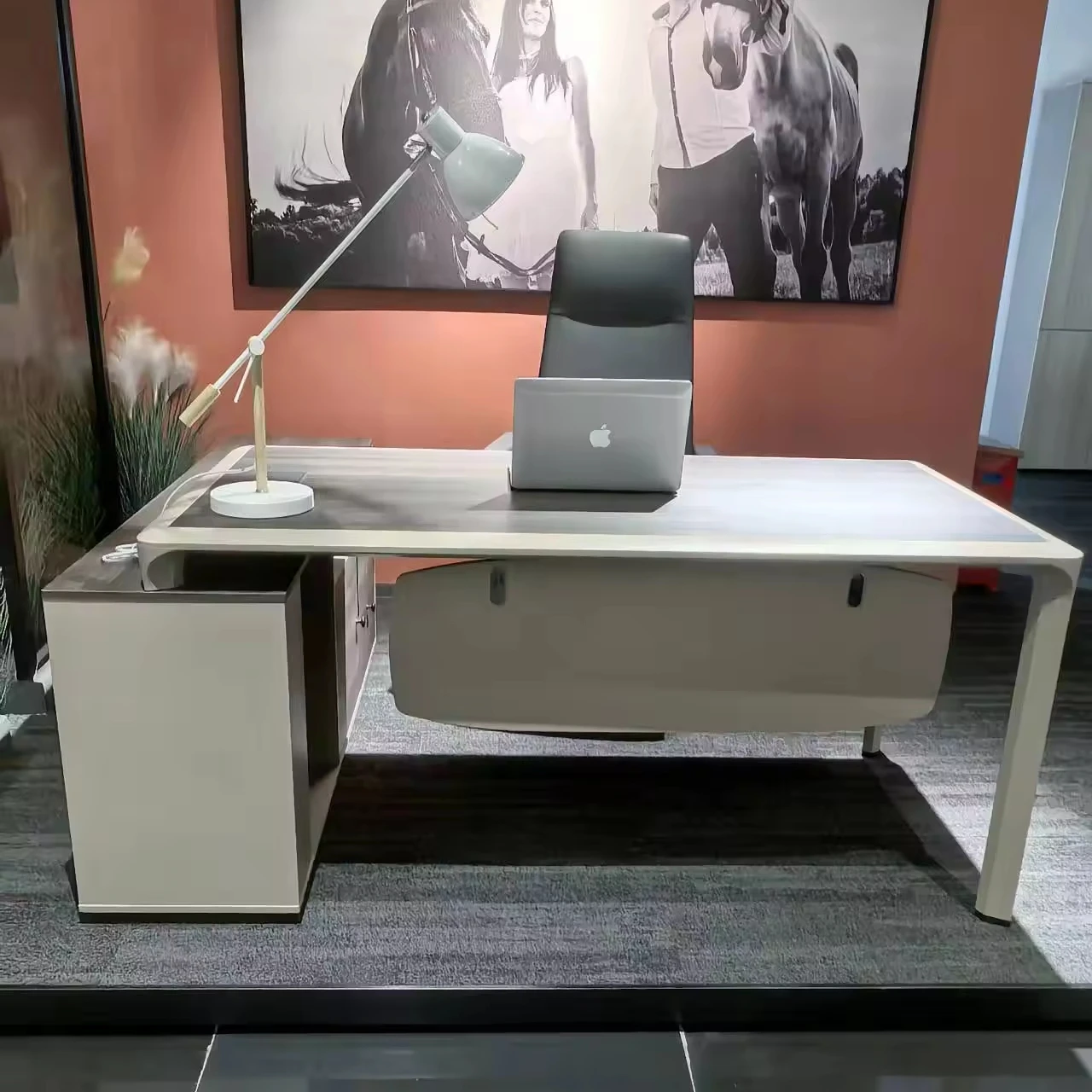 2024 новейший Сверхмощный Коричневый пользовательский офисный стол современный с 10-летней гарантией