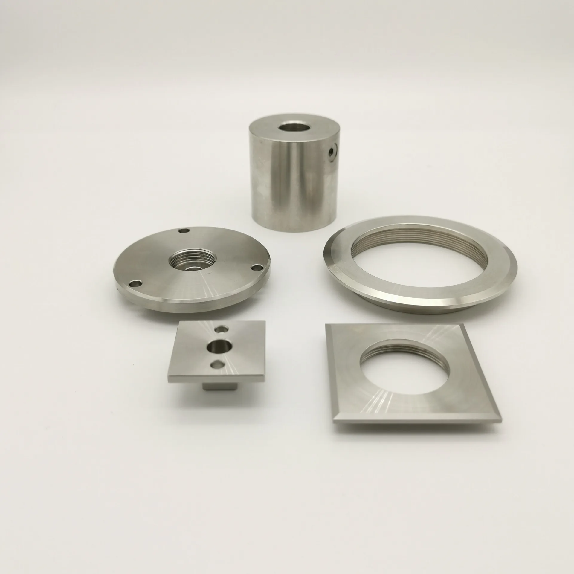 Stainless Steel Aluminum Alloy CNC Lathe Parts Customized Precision Machining Hardware Accessories