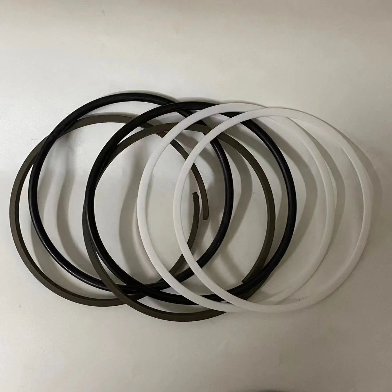 Replacement 14589134 Hydraulic Repair Kits For Volvo Excavator