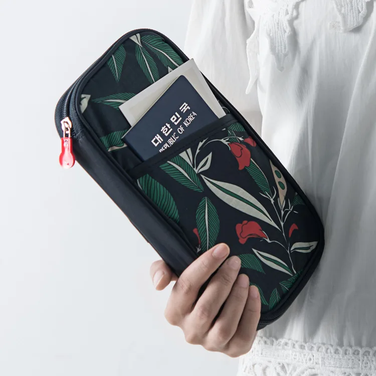 Travel Bag Factory Direct Sales Well Organizer, Printing Passport Holder Wallet With Wristlet Strap