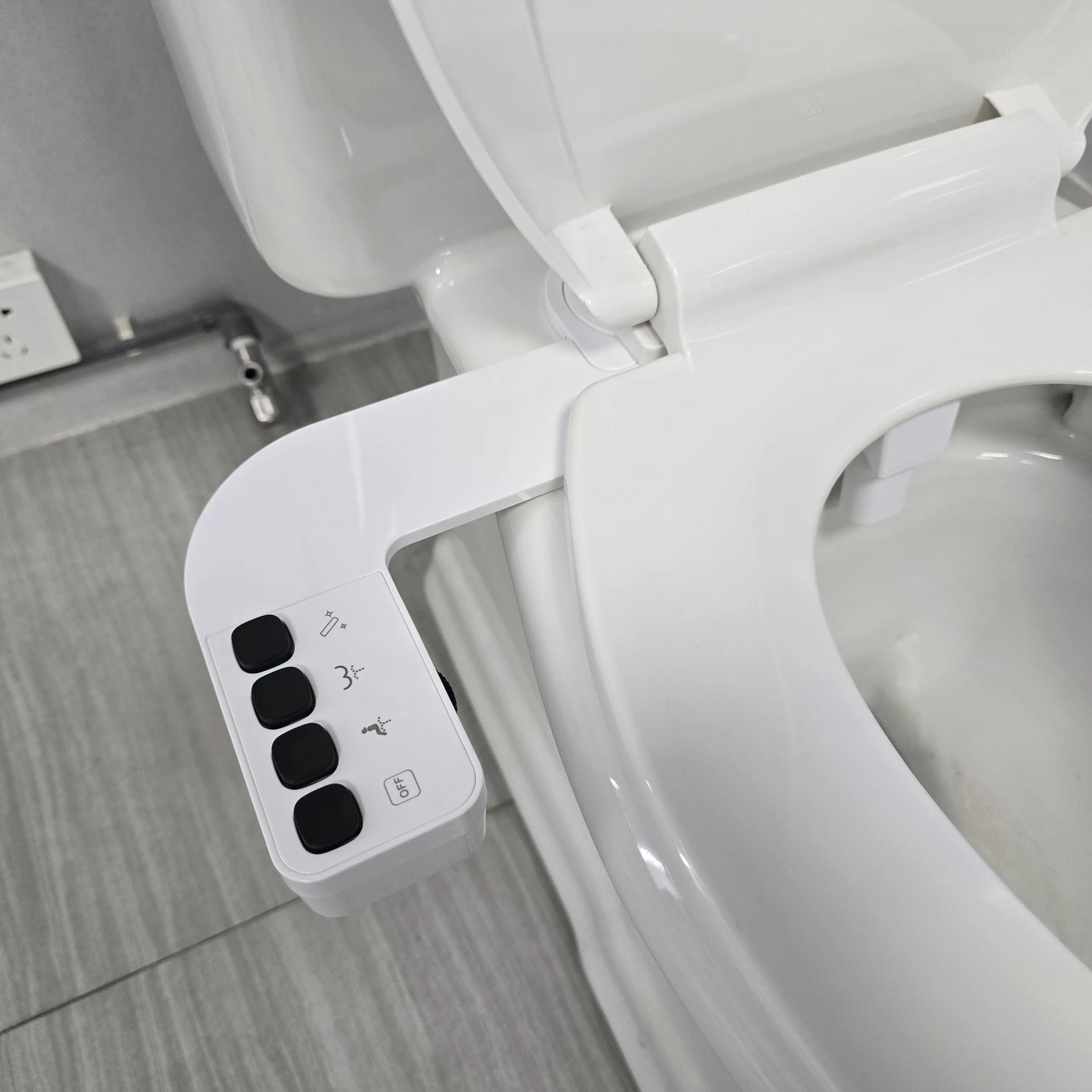 Самоочищающаяся насадка для туалета