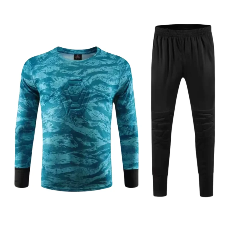 Футбольный костюм с длинным рукавом