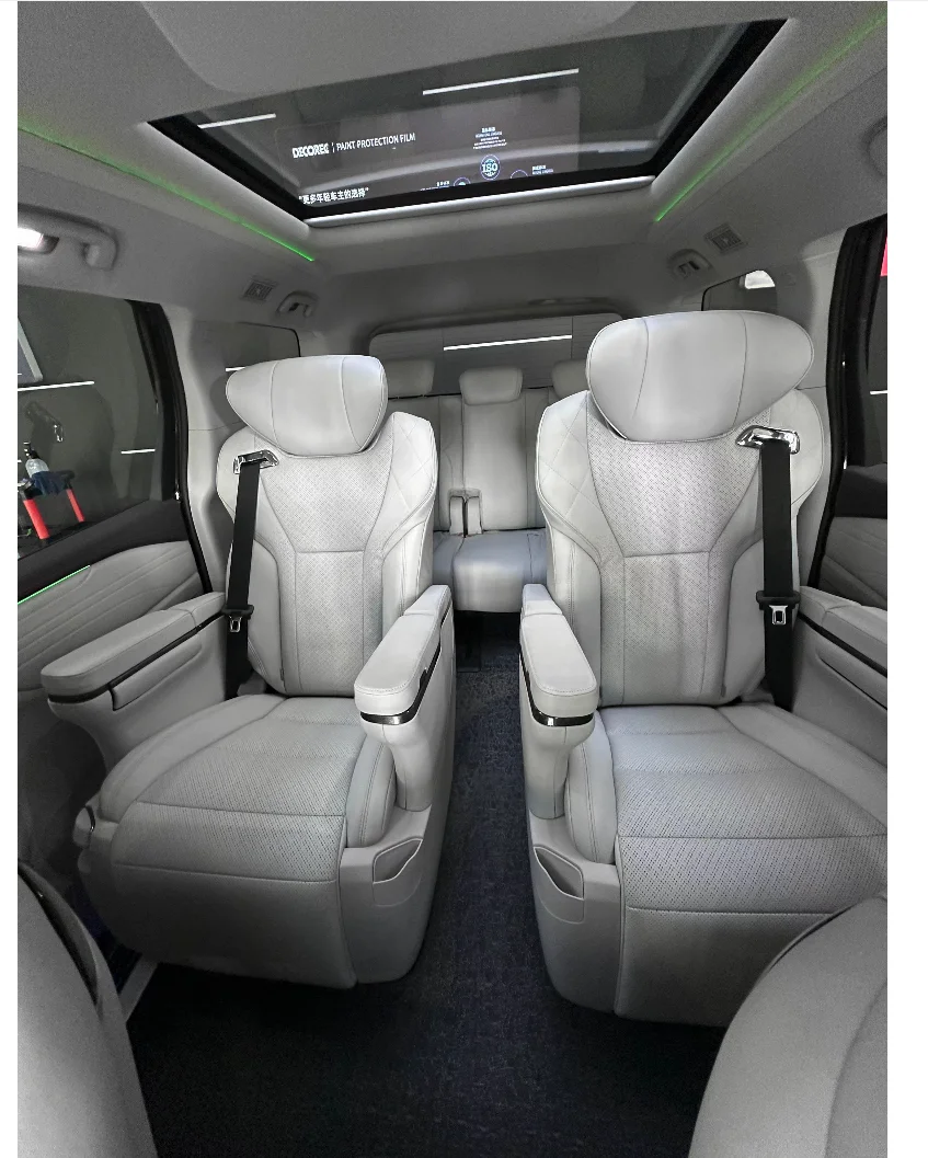 jac ruifeng RF8 RH Steering Wheel MPV Deluxe Upgrade Interior Hybrid Fuel Power Ultra Low Price  White internal upgrade