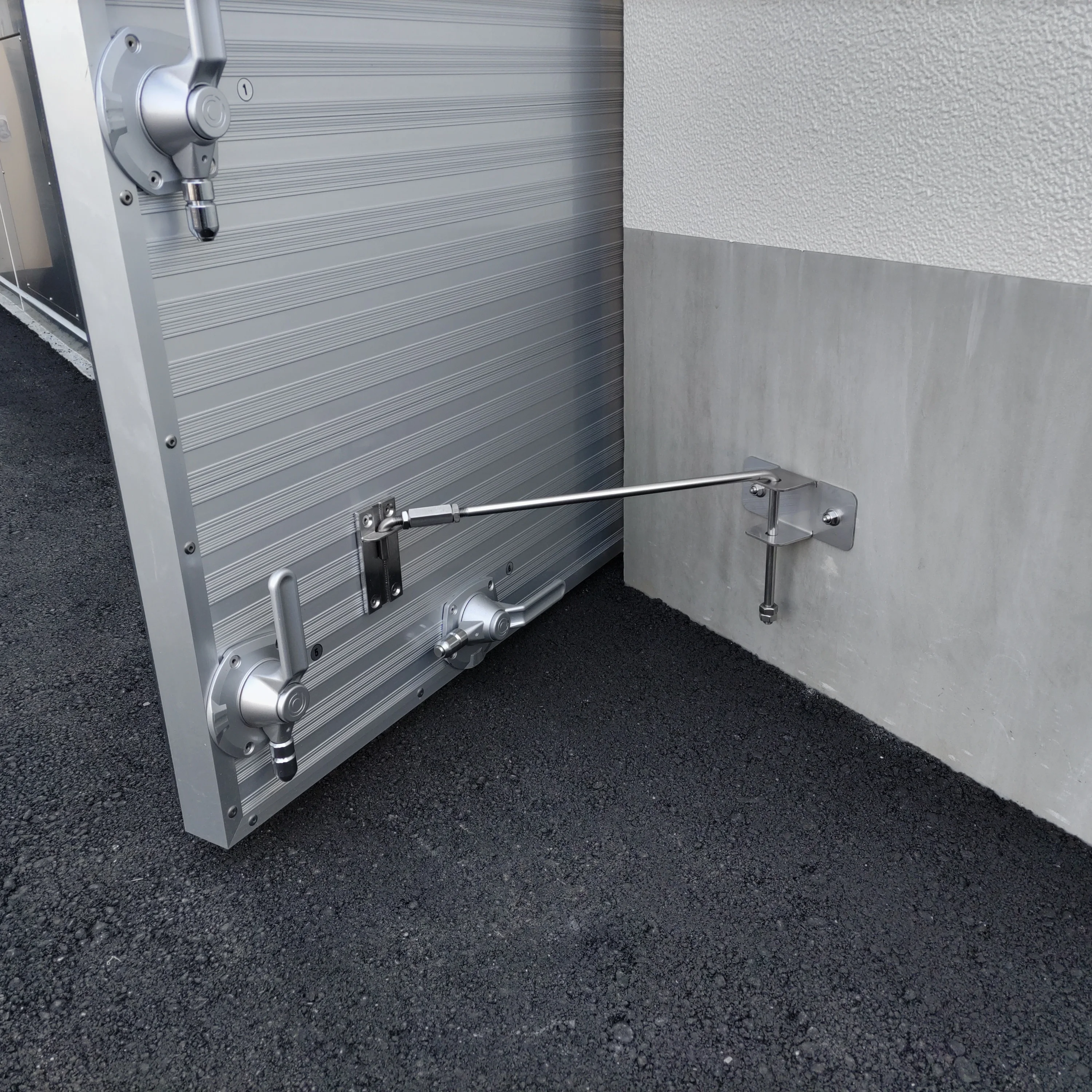 Aluminum L-Shaped Panel Plastic DIY Emergency Tool Barrier for Road Garage Water Fence Manufacturer Supply for Flood Control