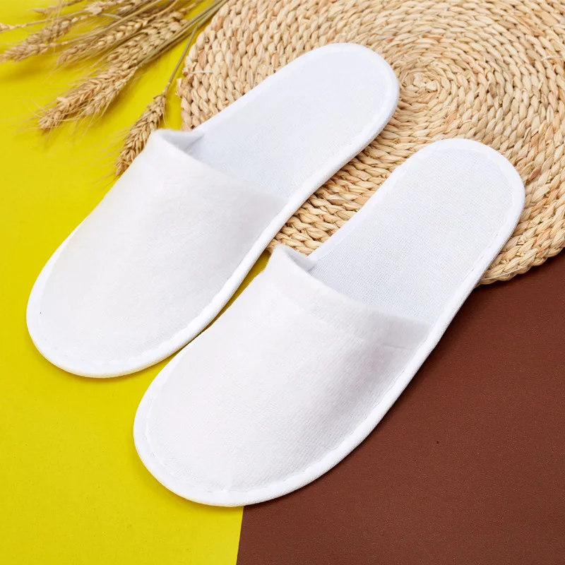 Disposable slippers thickened brushed fabric slippers Hotel Hotel B & B travel portable home wholesale