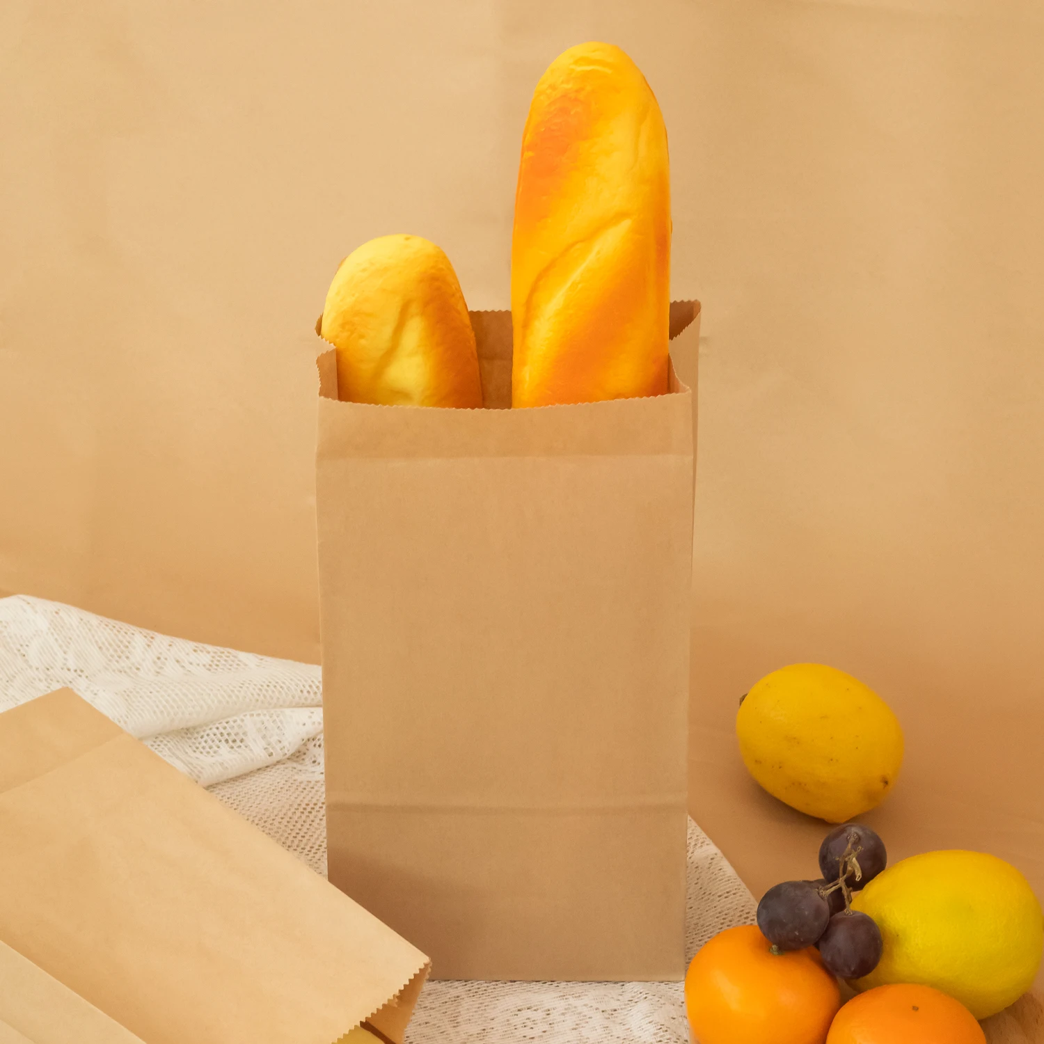 Custom Logo Printed Disposable Brown Kraft Paper Bag Food Take Out Shopping Gift Paper Bags With Handle