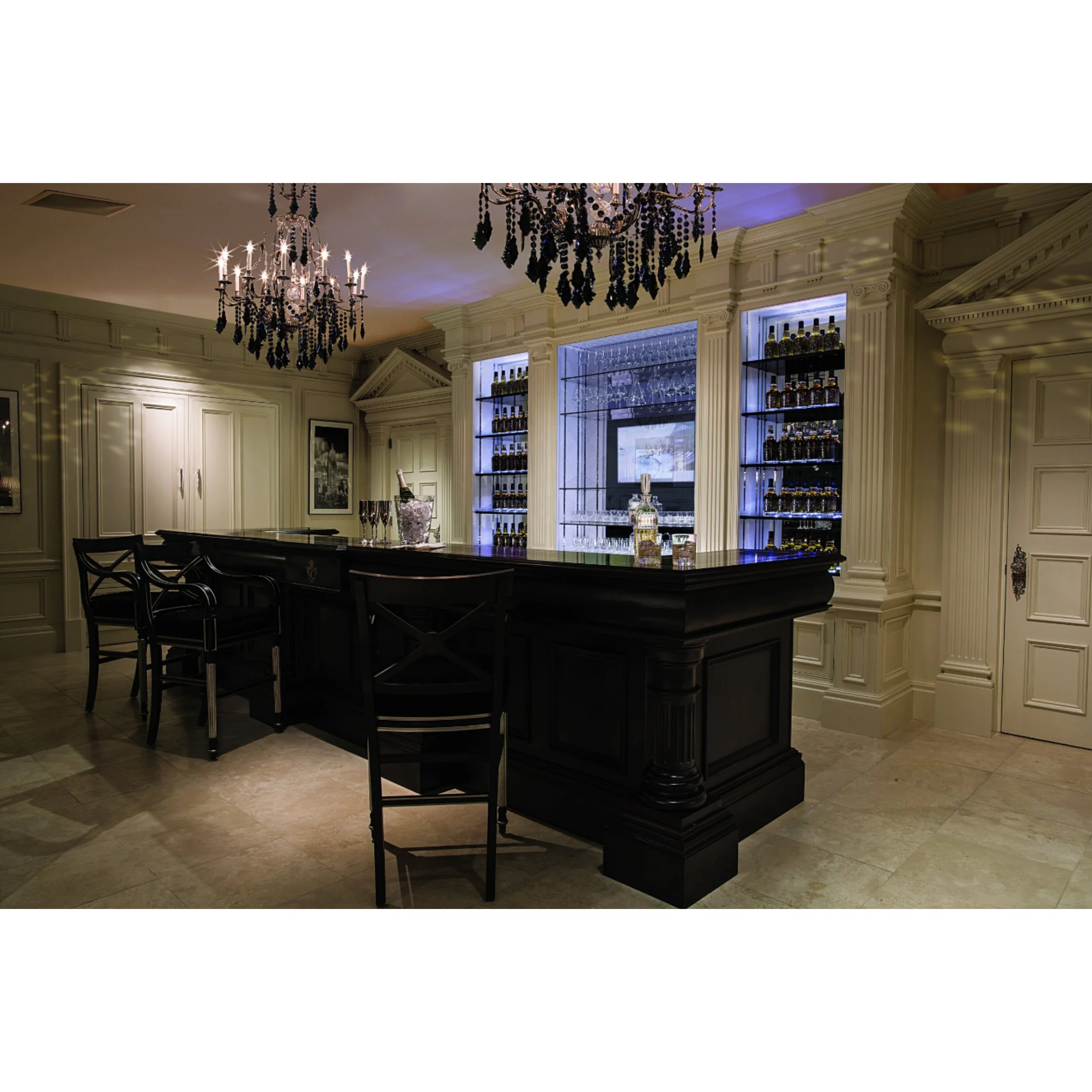 European Luxury Classic Kitchen With gray Solid Wood raised-panel Cabinets Large Island Custom Kitchen Cupboard Made In China