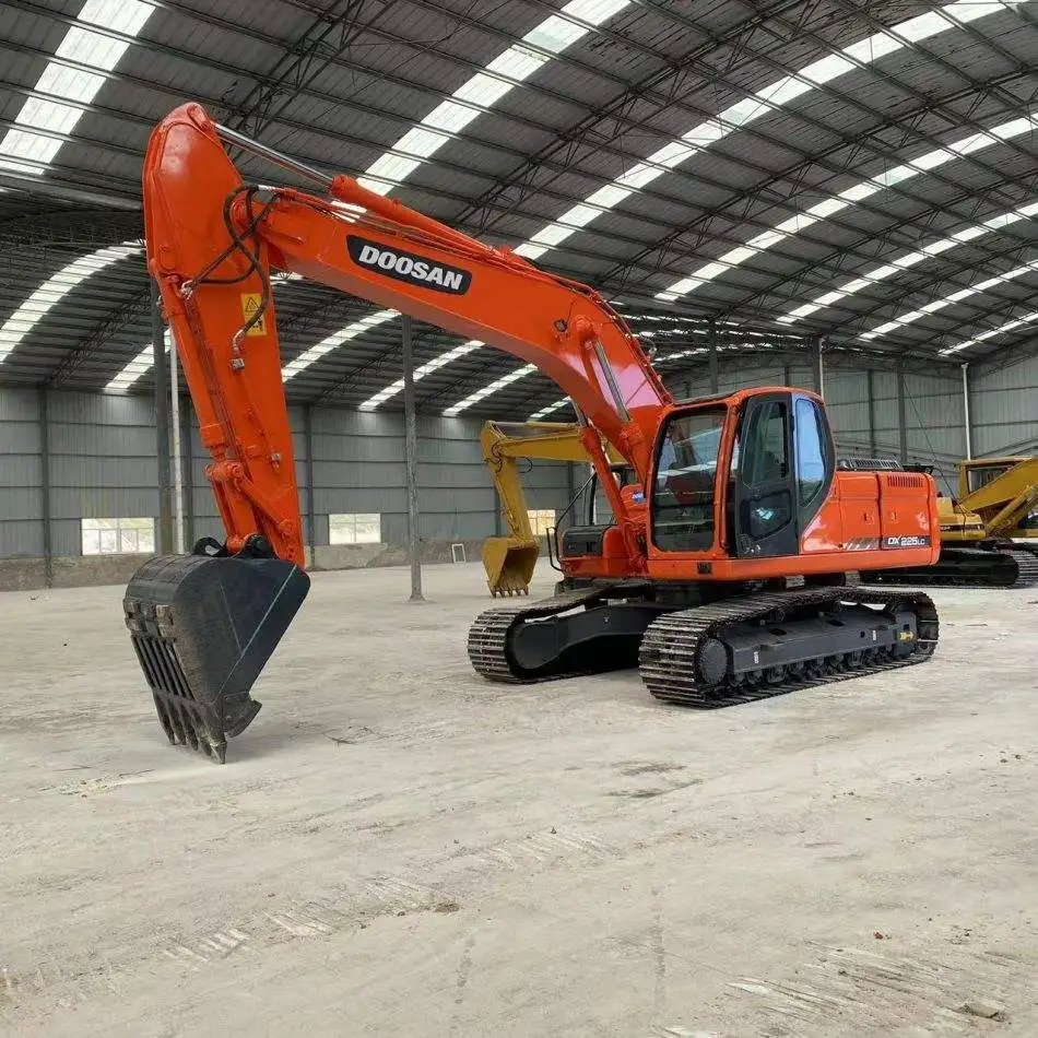 Free shipping High quality, good performance, appearance new used original excavator DOOSAN DX 225 LC