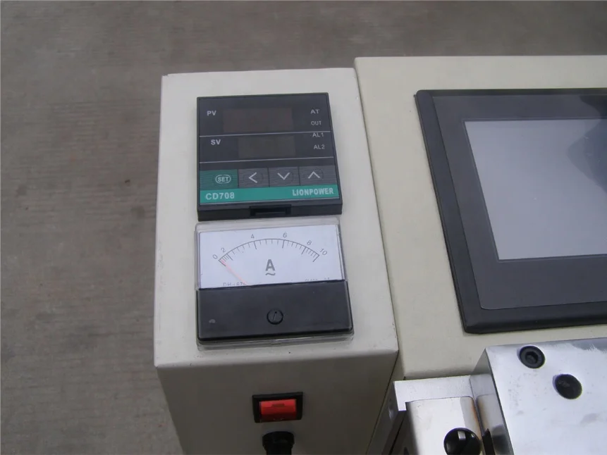 Automatic polyester rope hot cutting machine