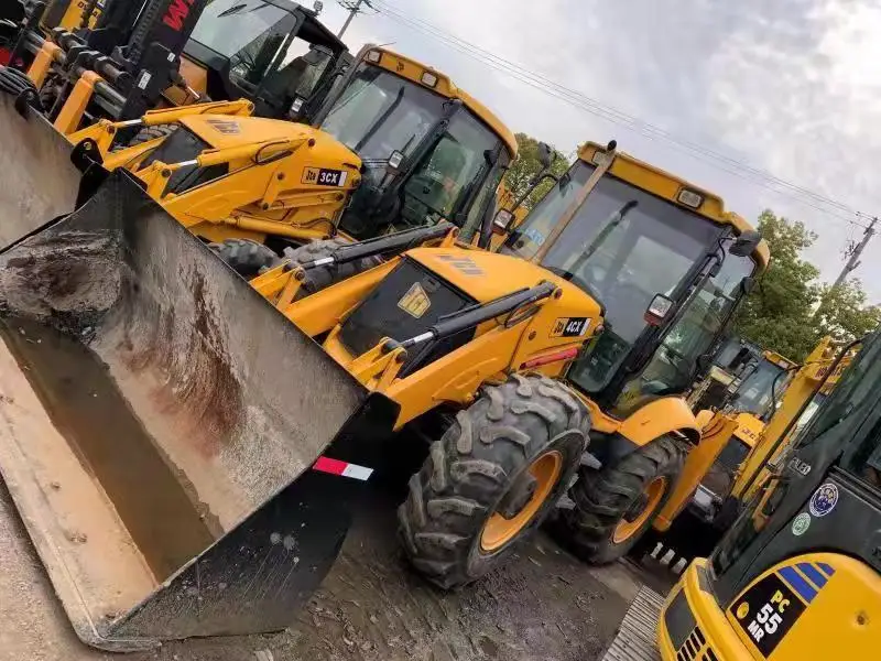 JCB4CX 01