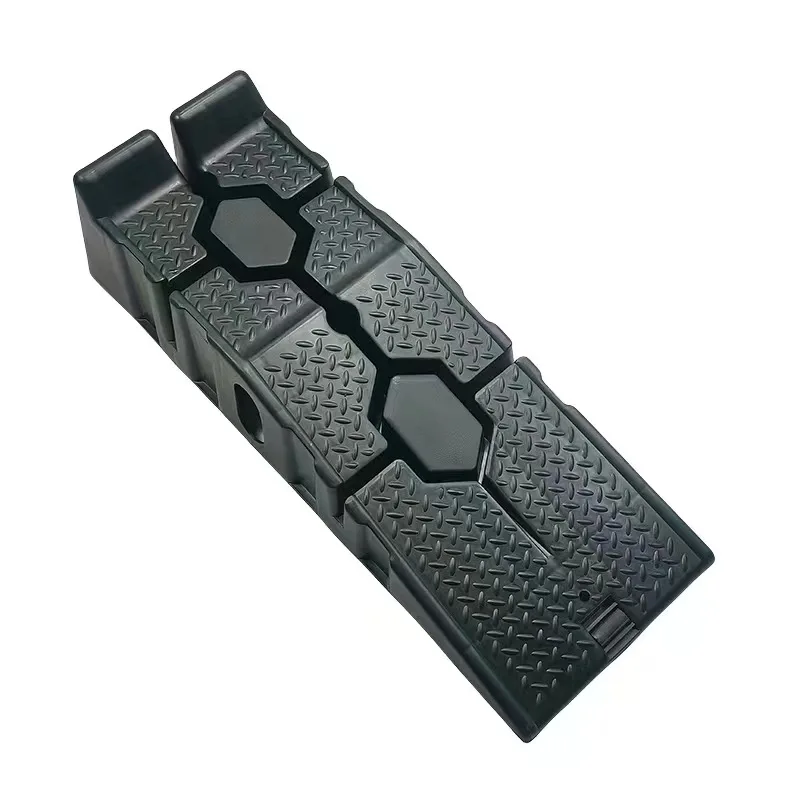 High quality Garage Outdoor Portable Auto Plastic Car Ramps with Heavy Duty Material Repair Ramp