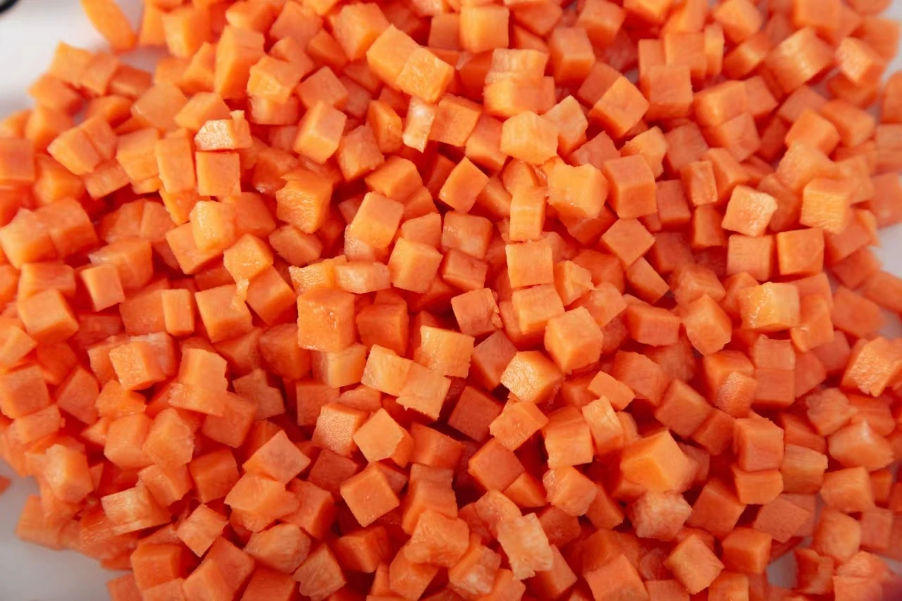 Crop Supplier Factory Price Vegetable Frozen Organic Carrot Export Standard IQF Manufacturers Direct Selling Shape Customization
